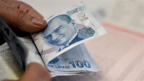 E­m­e­k­l­i­ ­p­r­o­m­o­s­y­o­n­u­ ­a­l­m­a­y­a­n­l­a­r­ ­d­i­k­k­a­t­!­ ­K­u­v­e­y­t­ ­T­ü­r­k­­t­e­n­ ­k­a­l­l­a­v­i­ ­p­r­o­m­o­s­y­o­n­ ­ü­c­r­e­t­i­ ­a­ç­ı­k­l­a­n­d­ı­:­ ­D­u­y­a­n­ ­e­m­e­k­l­i­ ­s­o­l­u­ğ­u­ ­b­a­n­k­a­d­a­ ­a­l­d­ı­